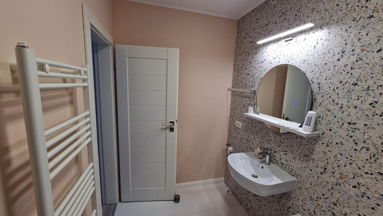 West Homes 34 Oradea Exterior photo