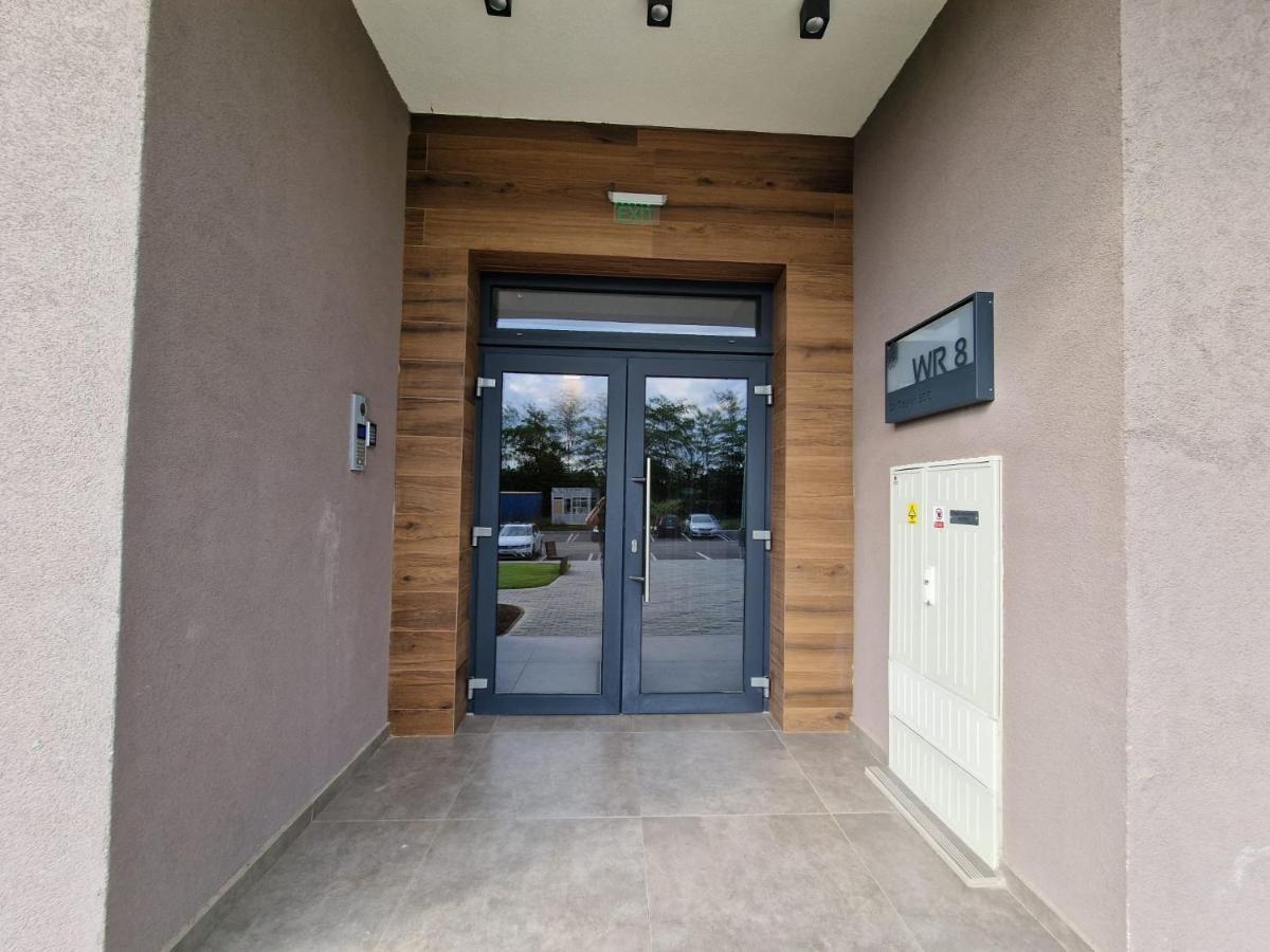 West Homes 34 Oradea Exterior photo